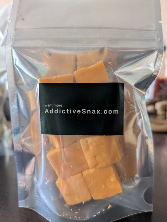 Freeze Dried Old Aged Cheddar Cheese Bites